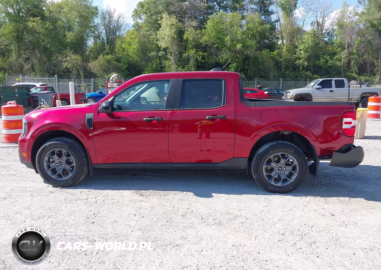 2025 Ford Maverick Xlt VIN:3FTTW8JA8SRA17083 - 14