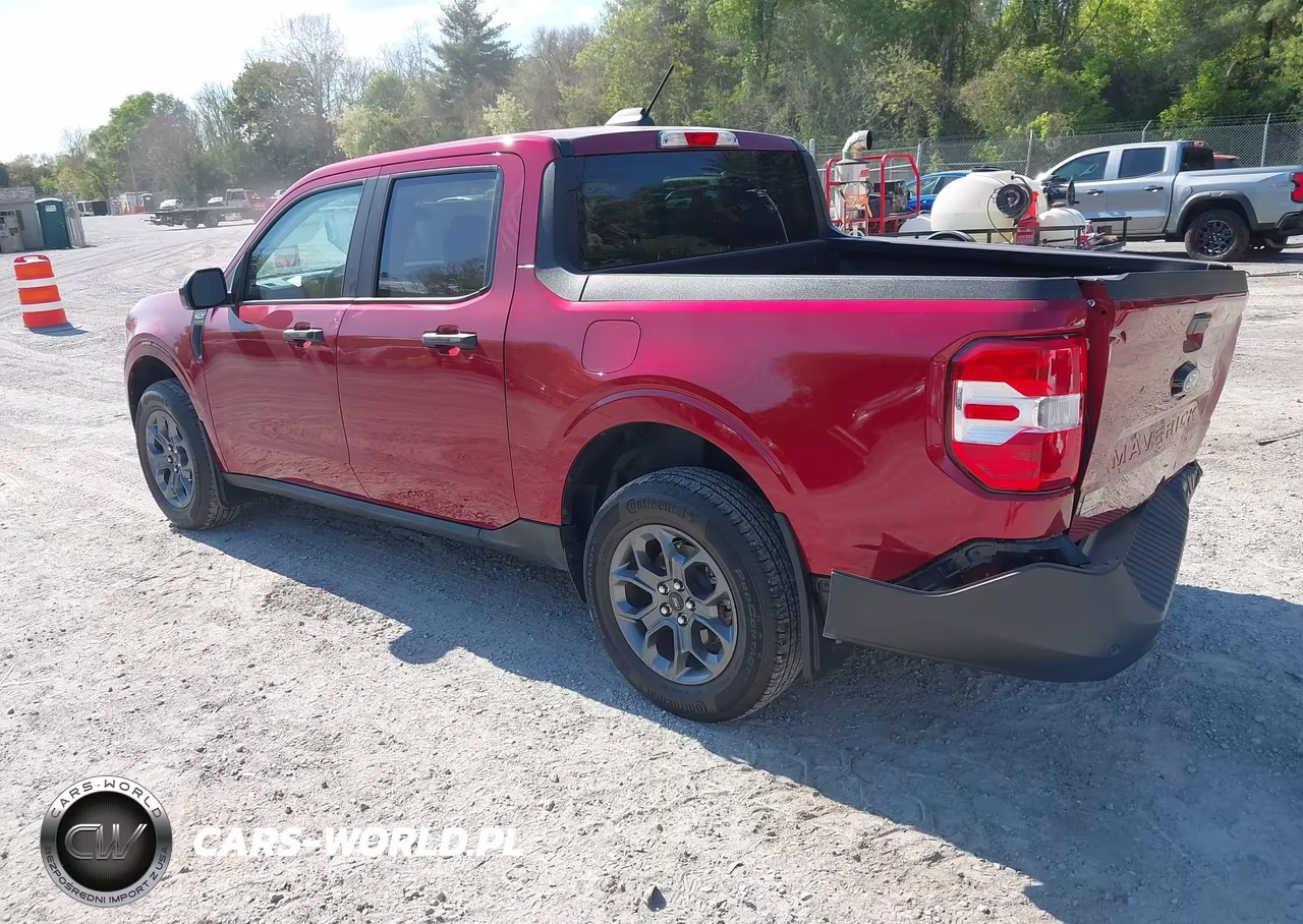 2025 Ford Maverick Xlt VIN:3FTTW8JA8SRA17083 - 3
