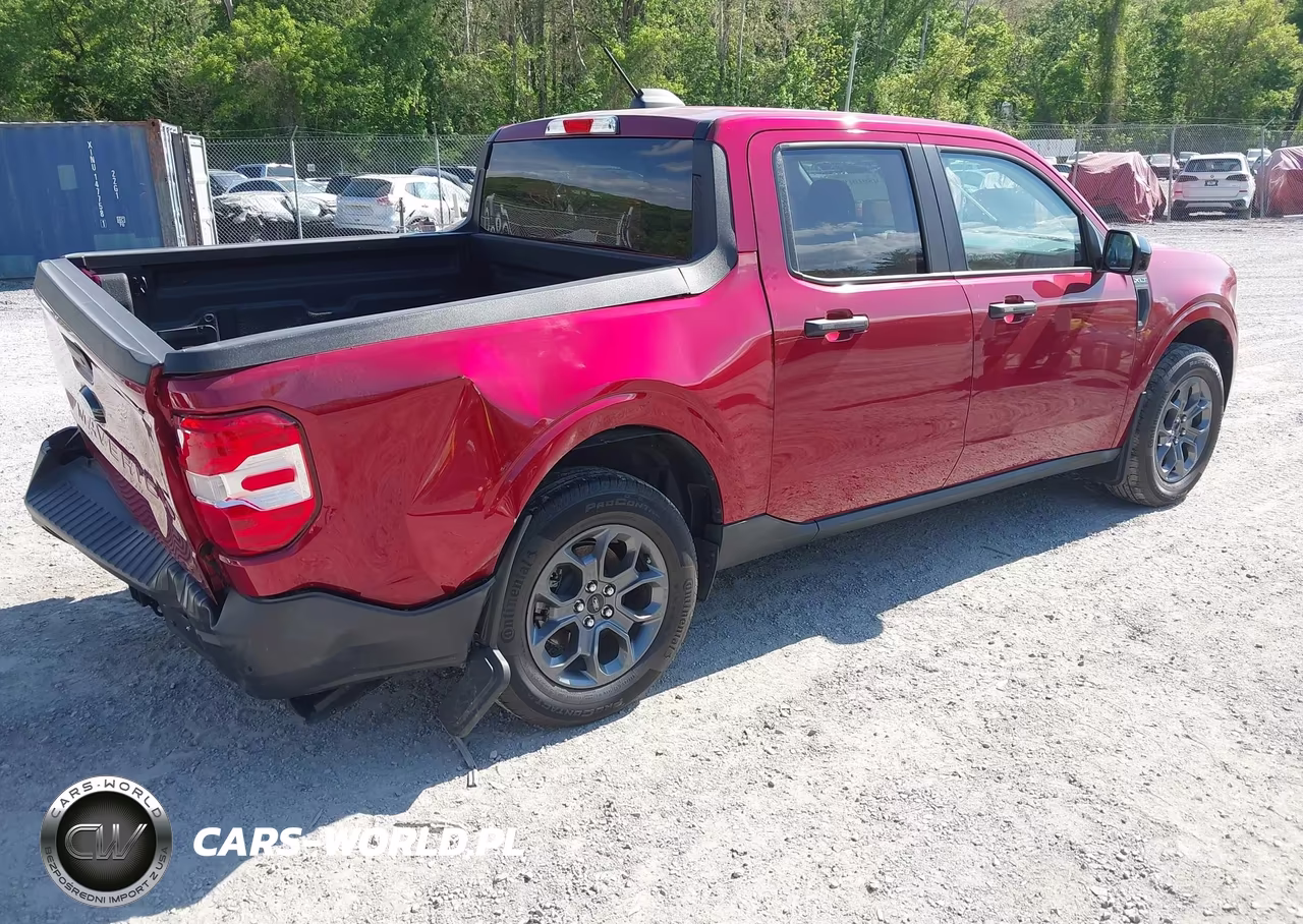 2025 Ford Maverick Xlt VIN:3FTTW8JA8SRA17083 - 4