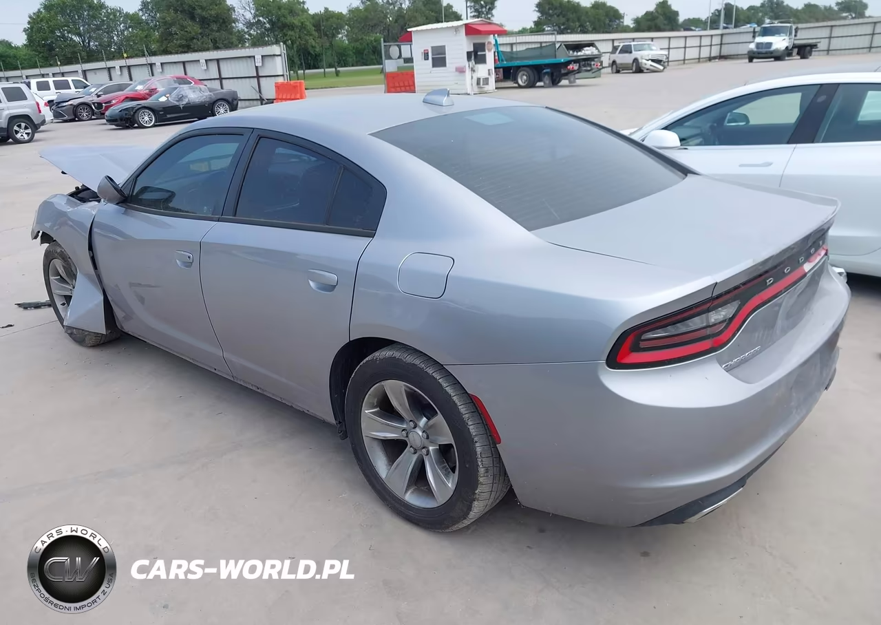2016 Dodge Charger Sxt VIN:2C3CDXHG8GH129786 - 3