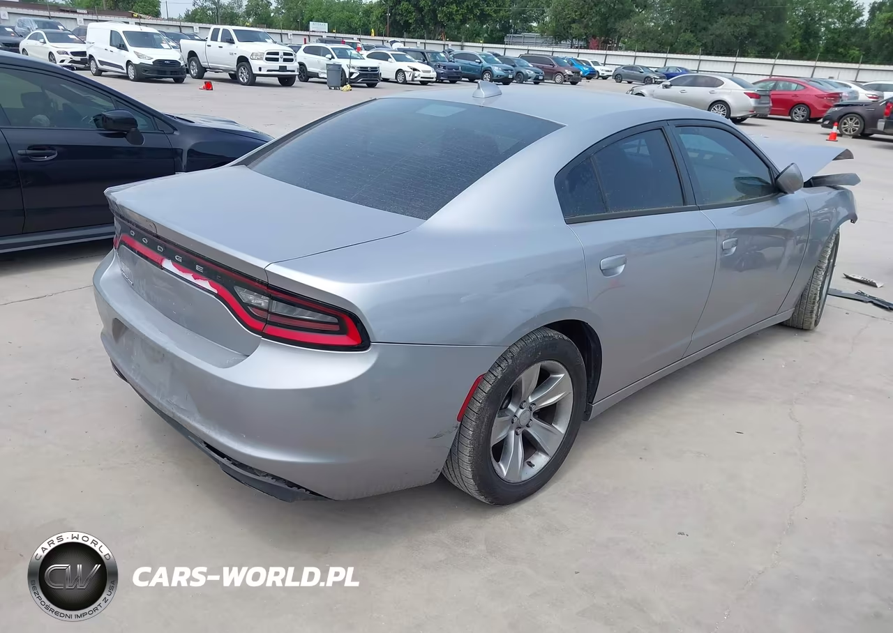 2016 Dodge Charger Sxt VIN:2C3CDXHG8GH129786 - 4