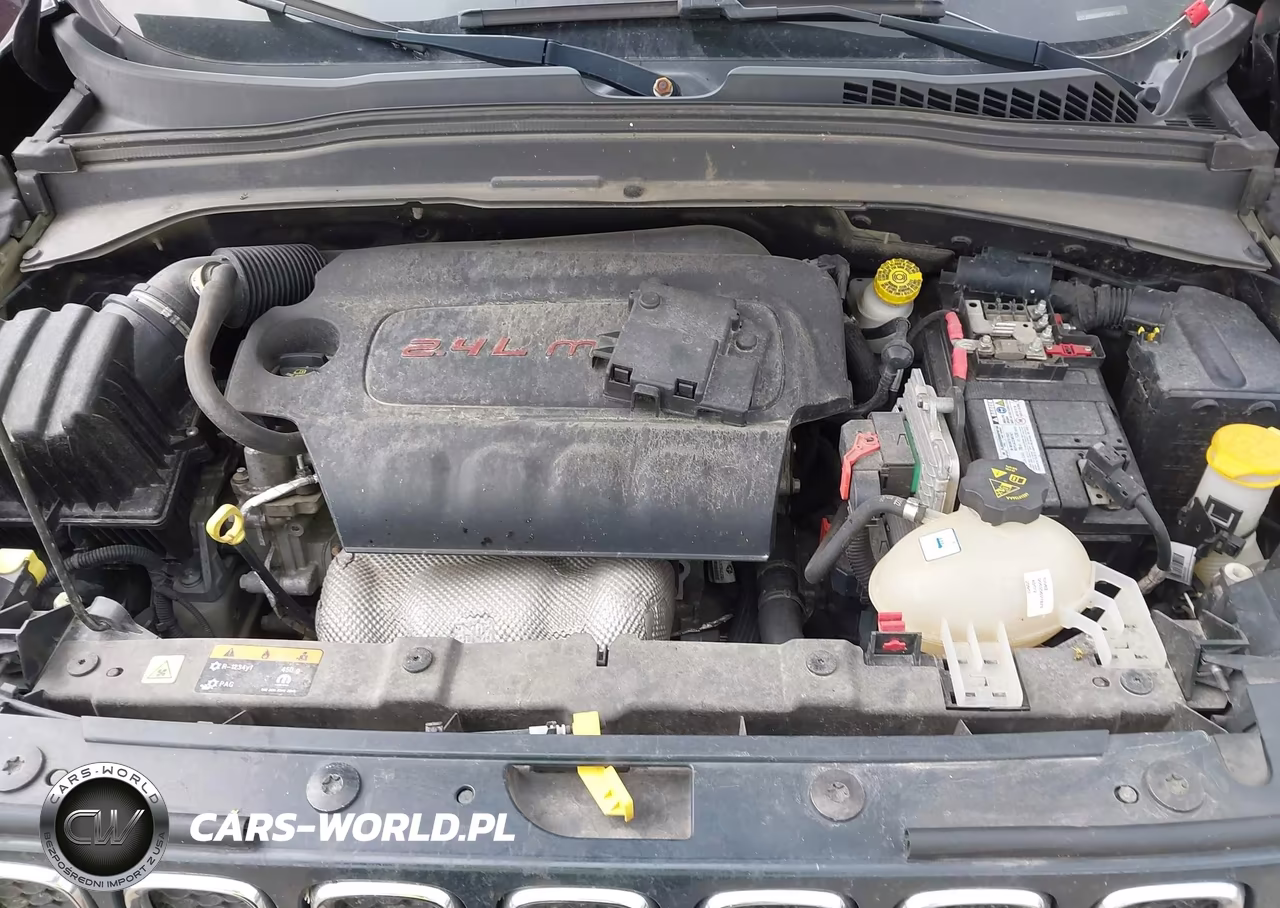 2017 Jeep Renegade Latitude 4X4 VIN:ZACCJBBBXHPG09753 - 10