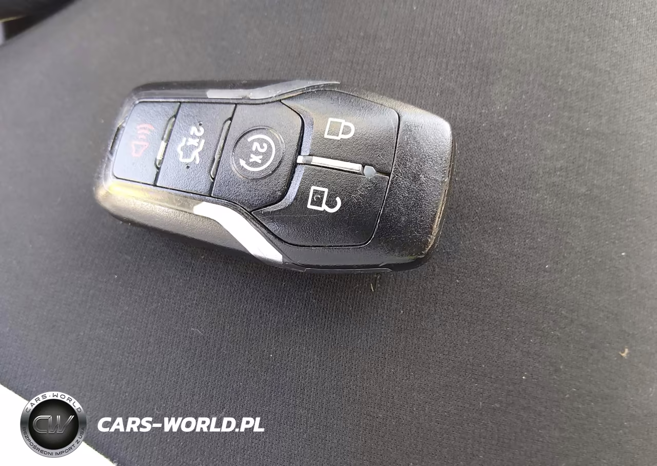 2016 Ford Fusion Titanium VIN:3FA6P0D94GR309663 - 11