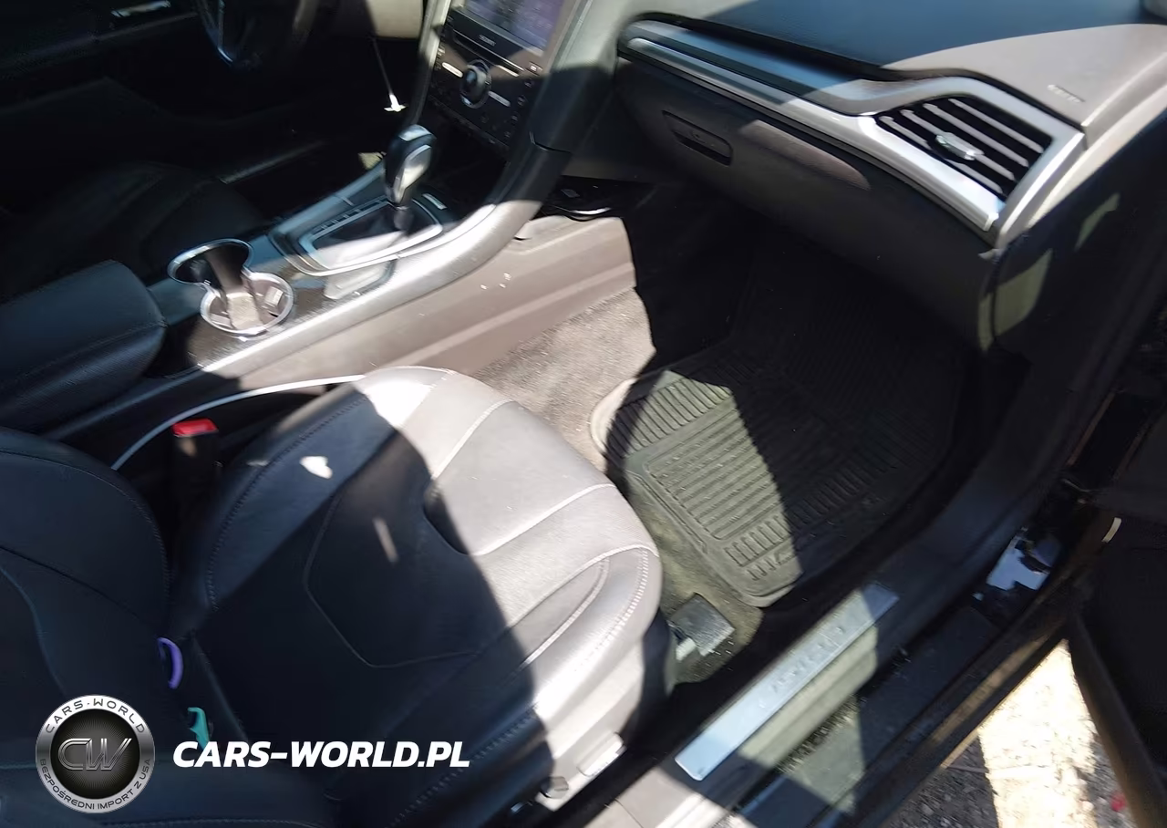 2016 Ford Fusion Titanium VIN:3FA6P0D94GR309663 - 5