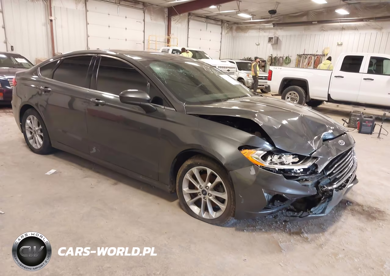 2020 Ford Fusion Se – zdjęcie 1 z 16