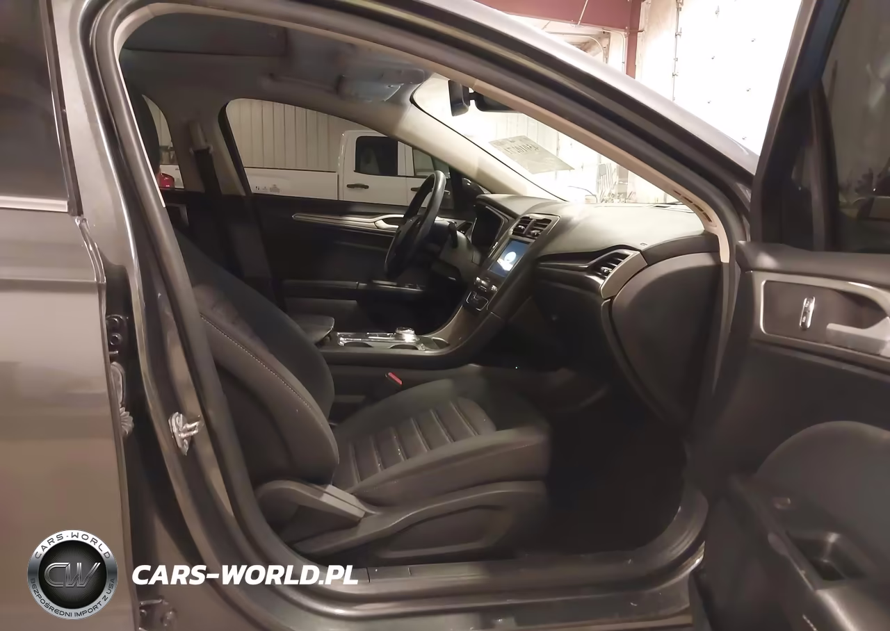 2020 Ford Fusion Se VIN:3FA6P0HD2LR223003 - 5