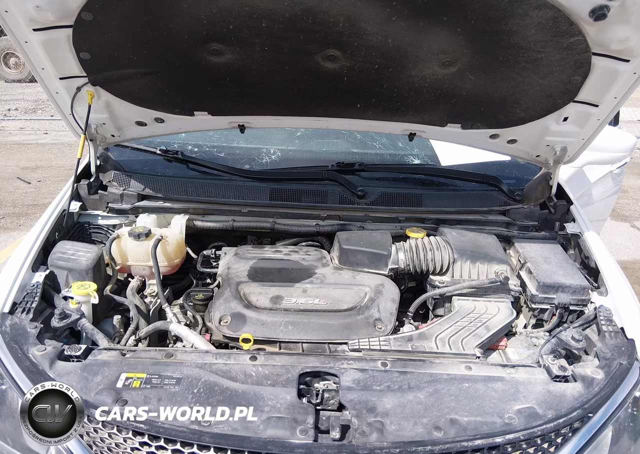 2018 Chrysler Pacifica Touring L Plus VIN:2C4RC1EG2JR139113 - 10