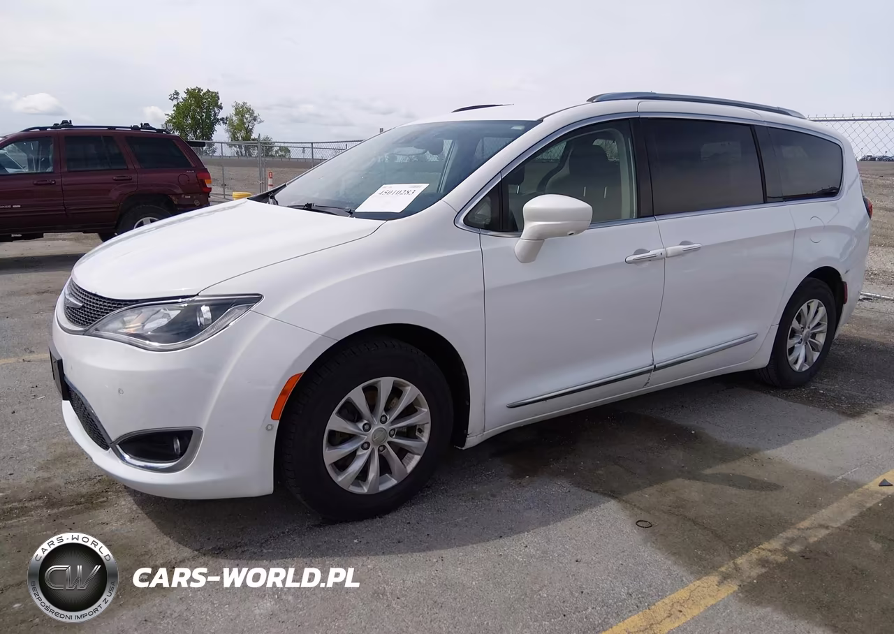 2018 Chrysler Pacifica Touring L Plus VIN:2C4RC1EG2JR139113 - 2