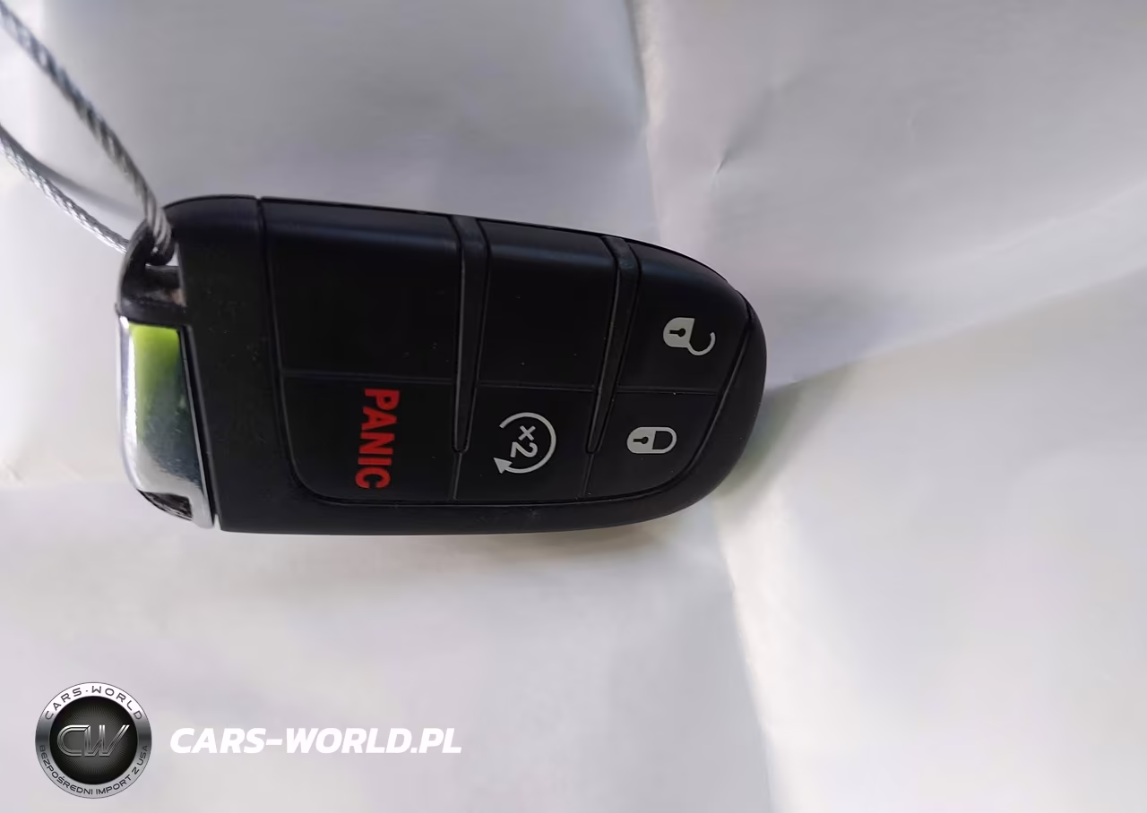 2017 Jeep Renegade Latitude 4X4 VIN:ZACCJBBB0HPF96334 - 11