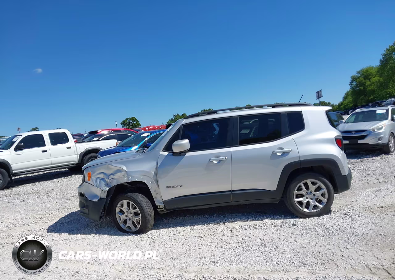 2017 Jeep Renegade Latitude 4X4 VIN:ZACCJBBB0HPF96334 - 14