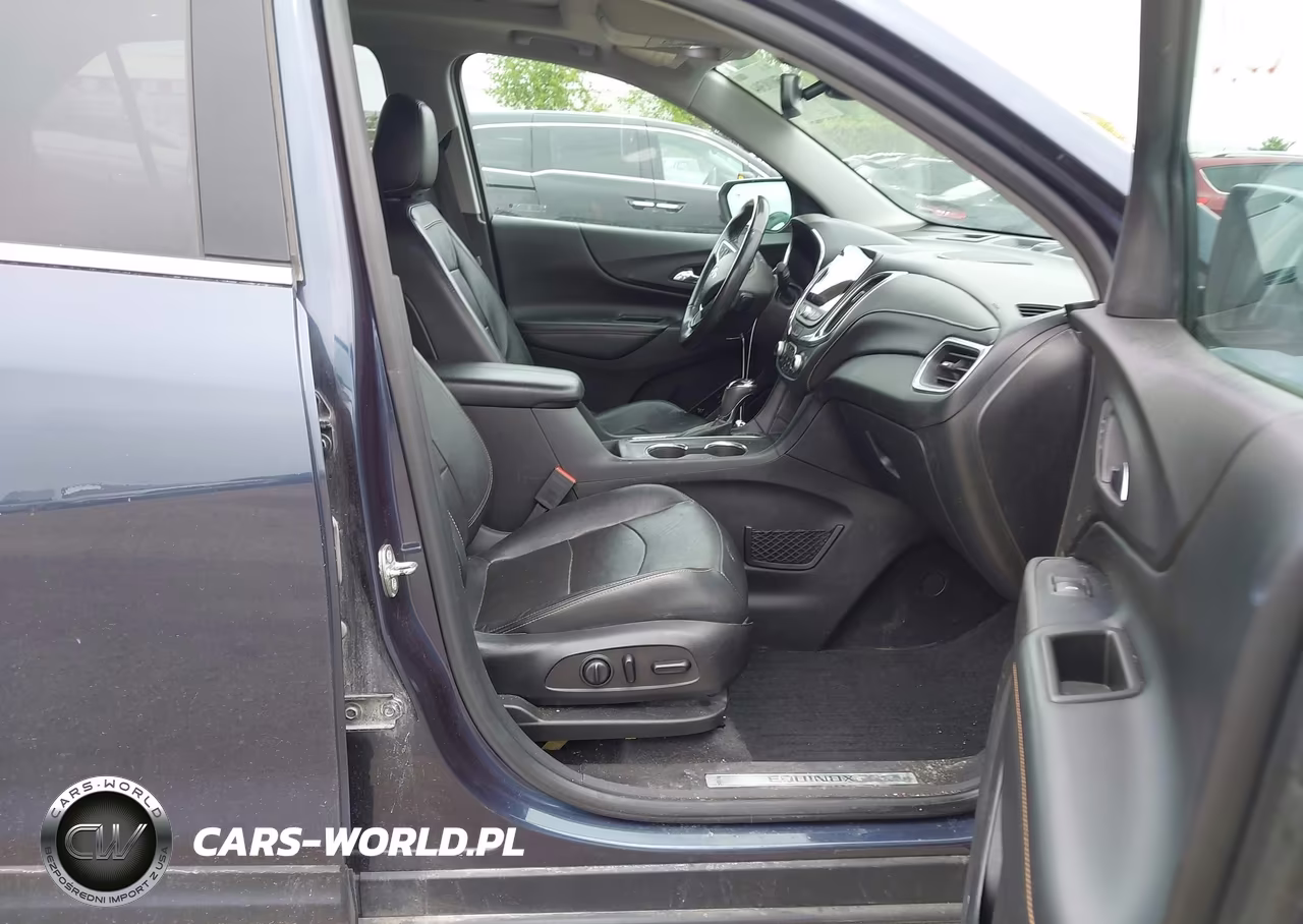 2018 Chevrolet Equinox Premier VIN:3GNAXVEV3JL384529 - 5