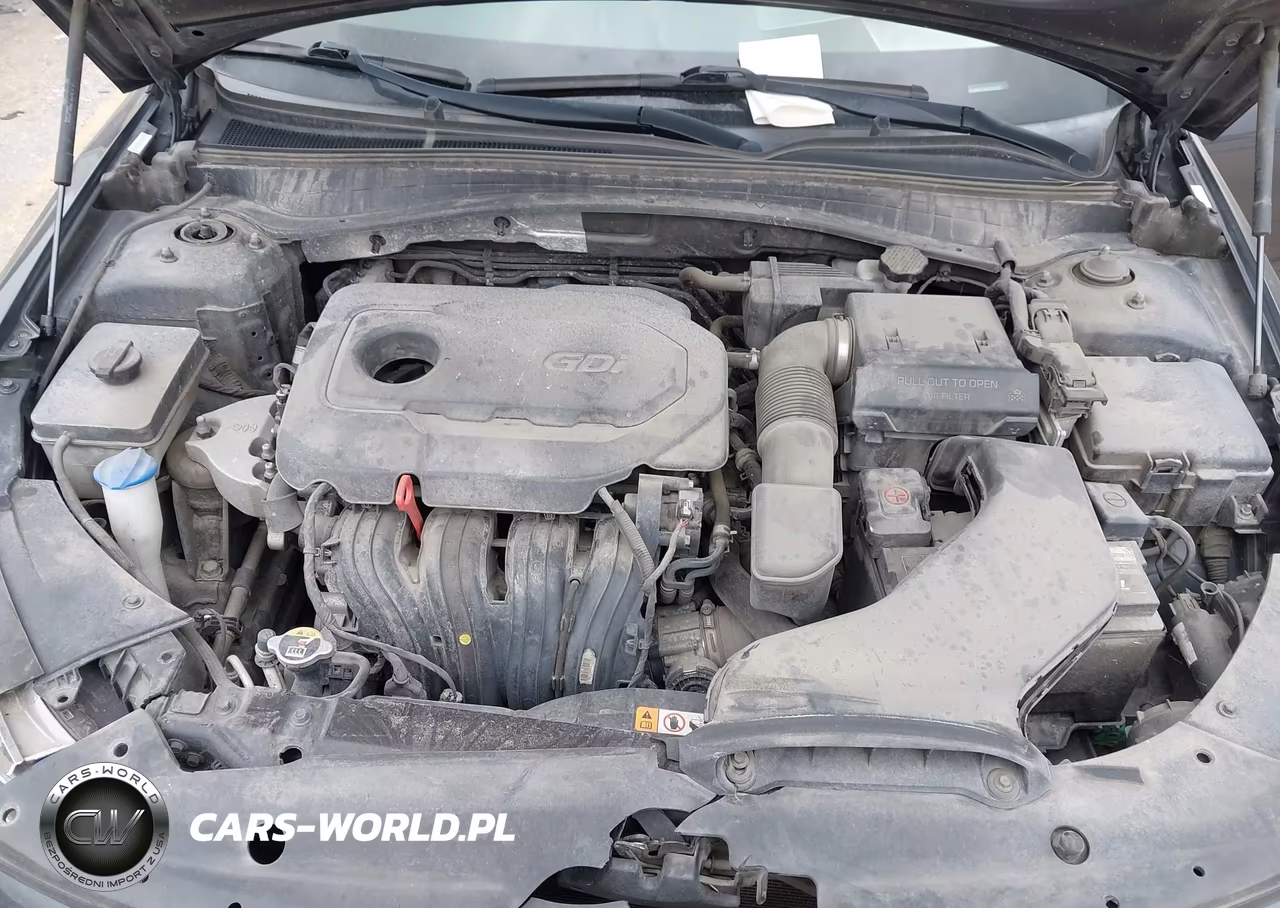2019 Kia Optima S VIN:5XXGT4L38KG329923 - 10