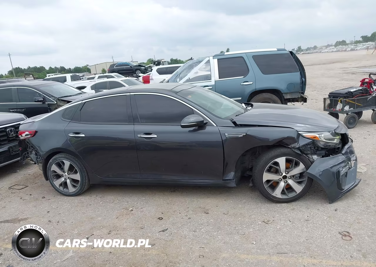 2019 Kia Optima S VIN:5XXGT4L38KG329923 - 13