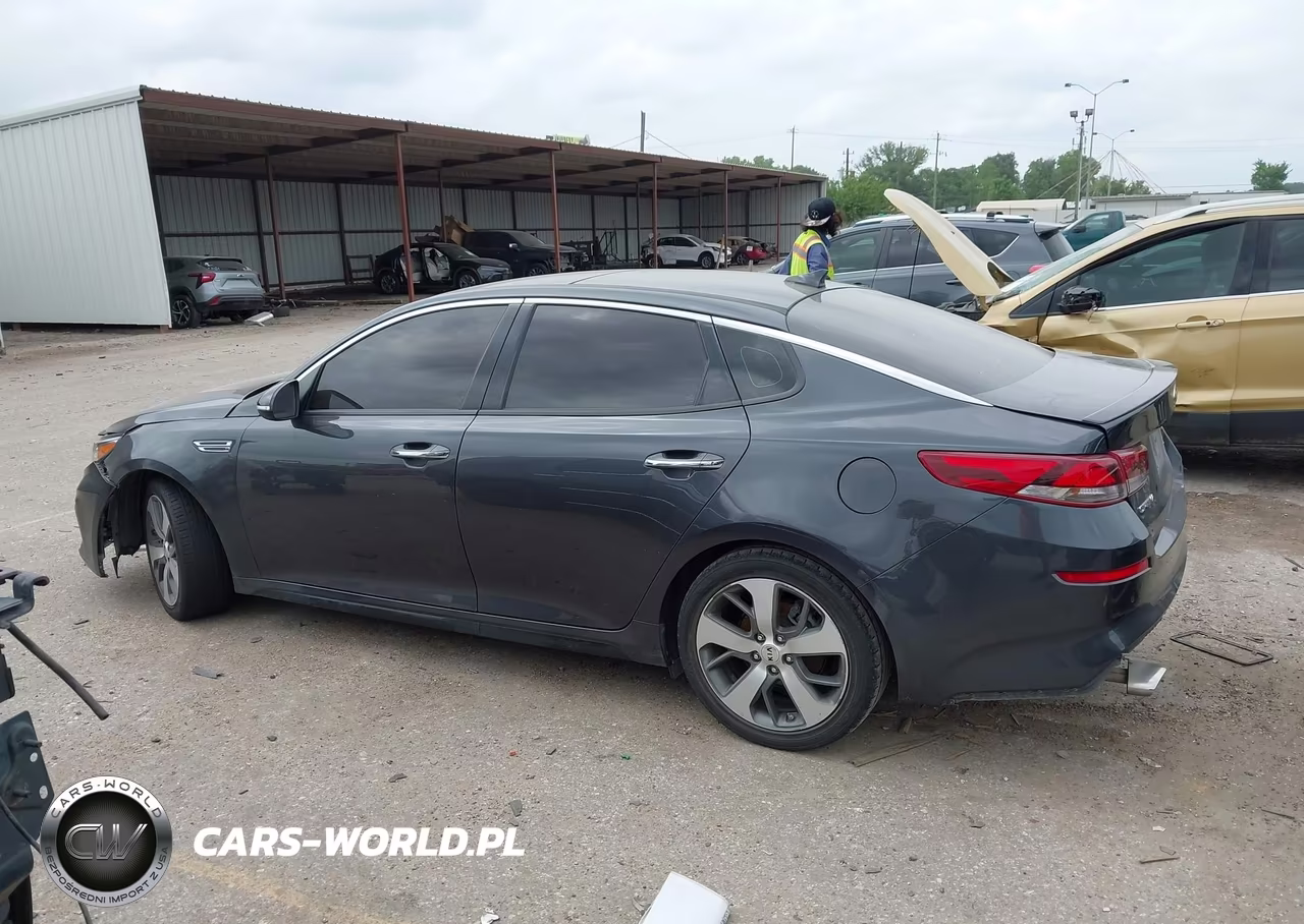 2019 Kia Optima S VIN:5XXGT4L38KG329923 - 14