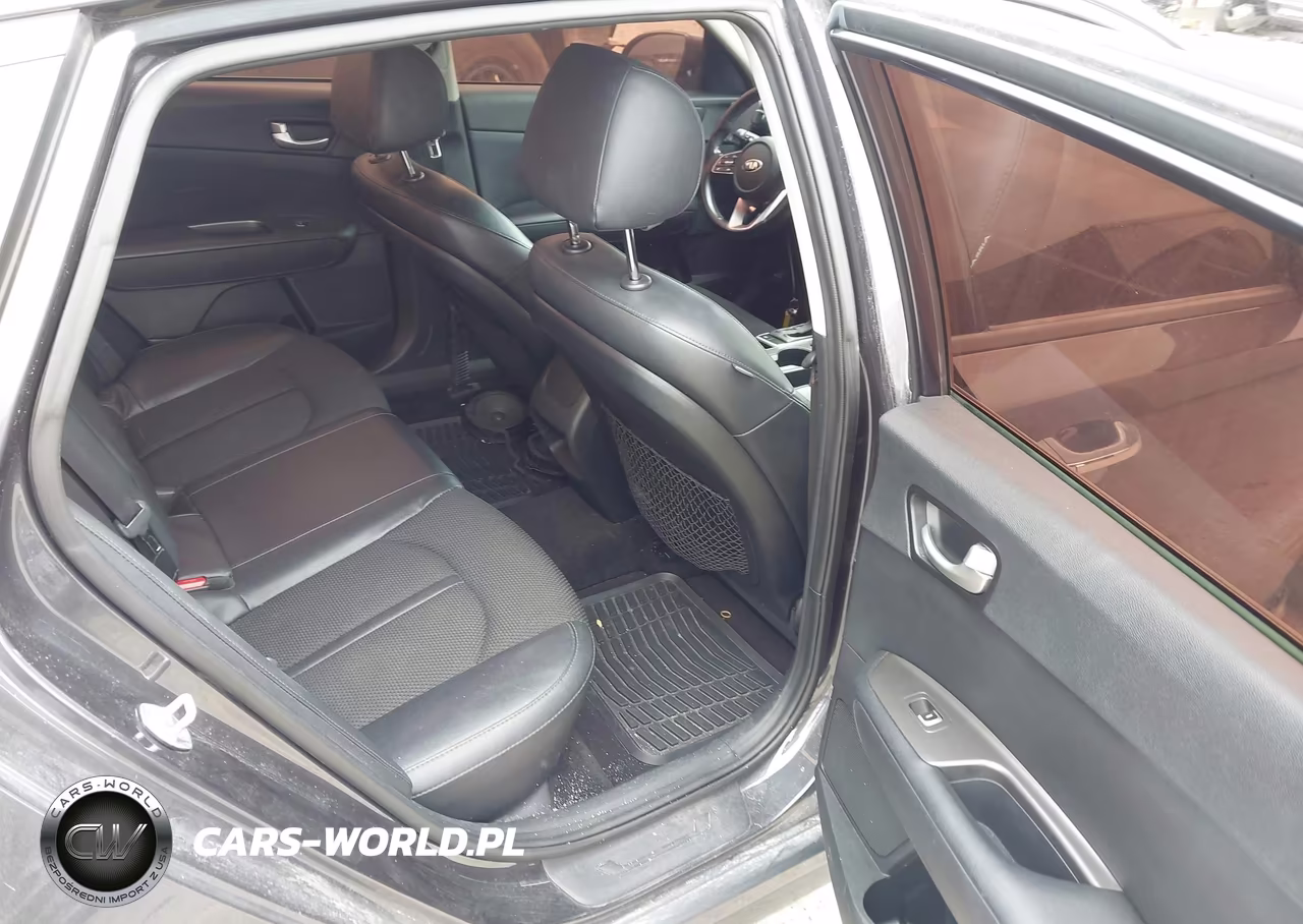 2019 Kia Optima S VIN:5XXGT4L38KG329923 - 8