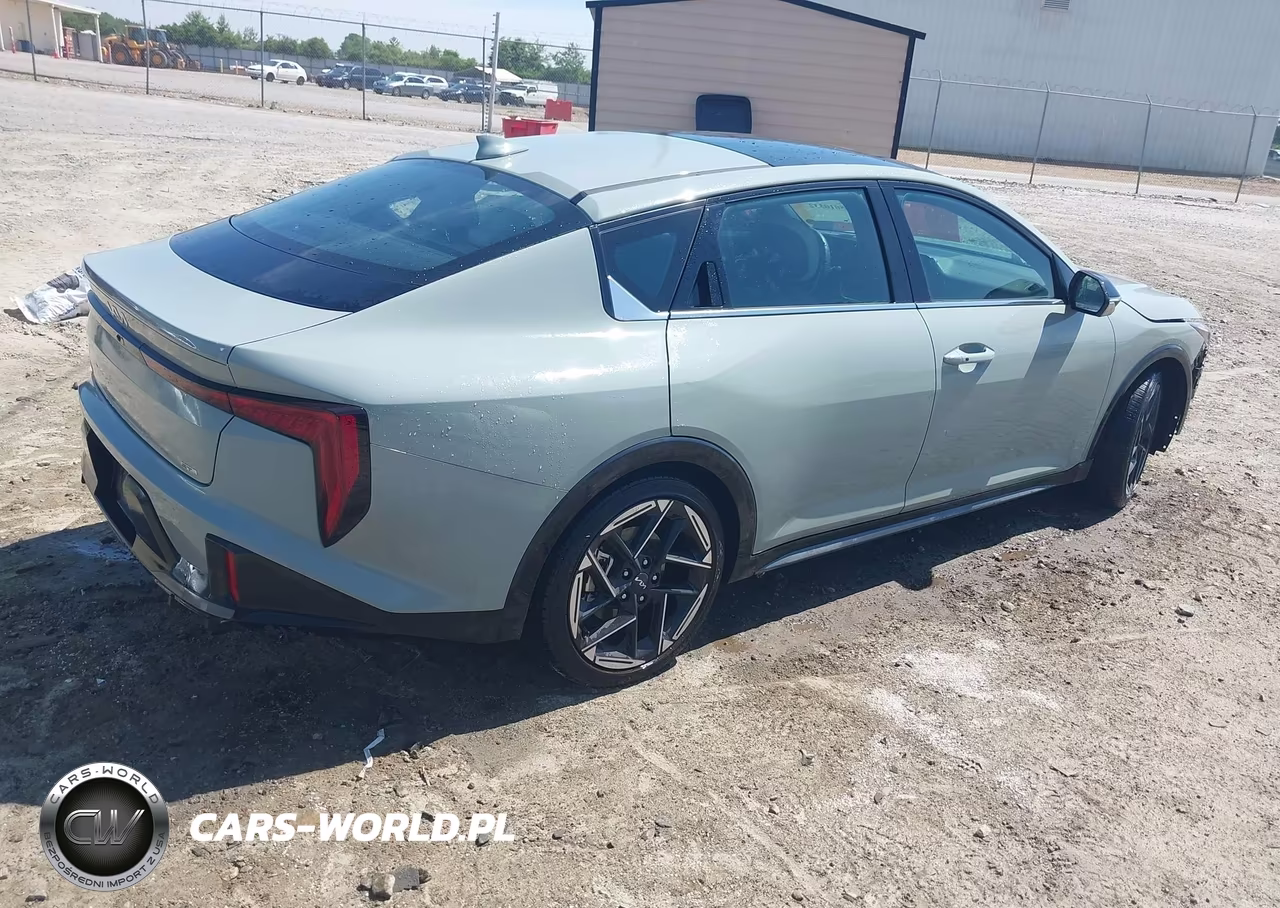 2025 Kia K4 Gt-Line VIN:3KPFW4DE6SE098497 - 4