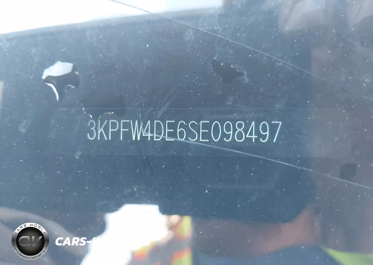 2025 Kia K4 Gt-Line VIN:3KPFW4DE6SE098497 - 9