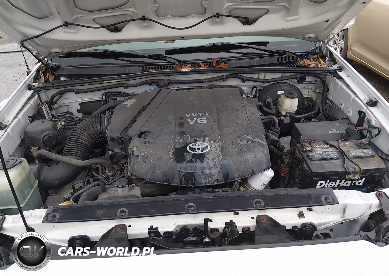 2014 Toyota Tacoma Base V6 VIN:5TFLU4ENXEX098952 - 10