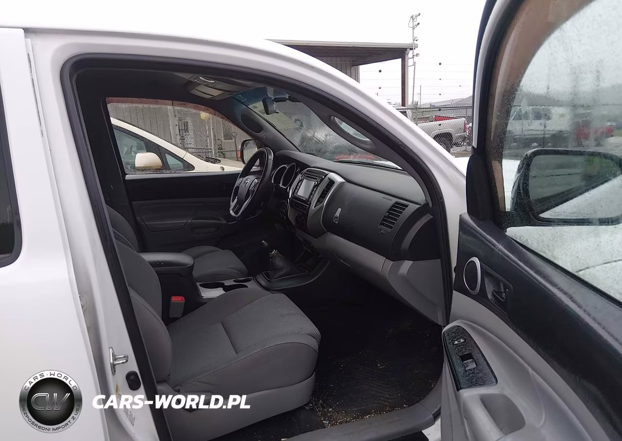 2014 Toyota Tacoma Base V6 VIN:5TFLU4ENXEX098952 - 5