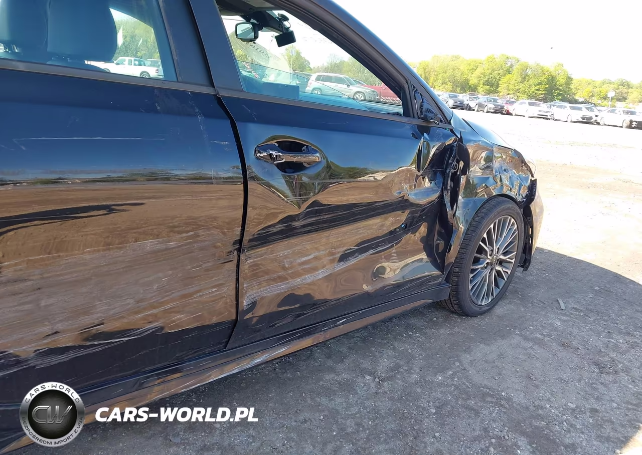 2022 Kia Forte Gt-Line VIN:3KPF54AD4NE479963 - 18
