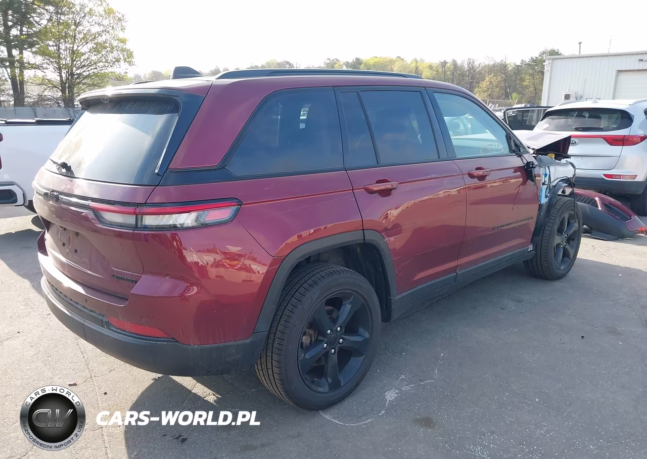 2023 Jeep Grand Cherokee Limited 4X4 VIN:1C4RJHBG9PC539948 - 4