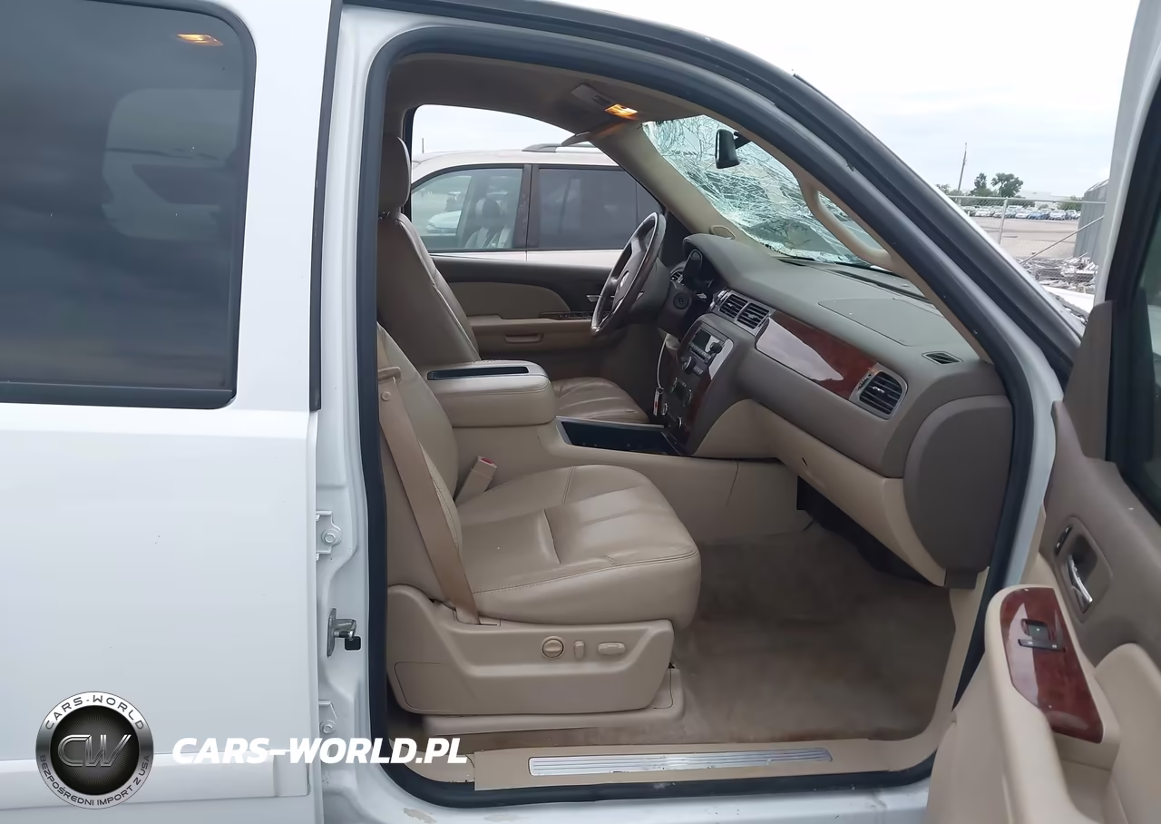2009 Chevrolet Tahoe Lt2 VIN:1GNFC230X9R155583 - 5