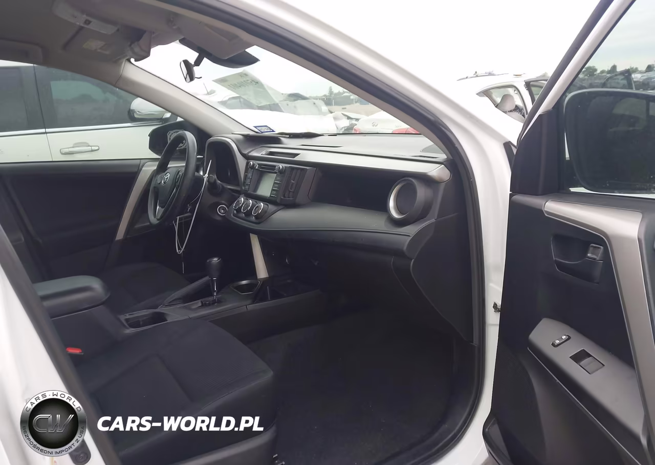 2018 Toyota Rav4 Le VIN:2T3ZFREV5JW440727 - 5