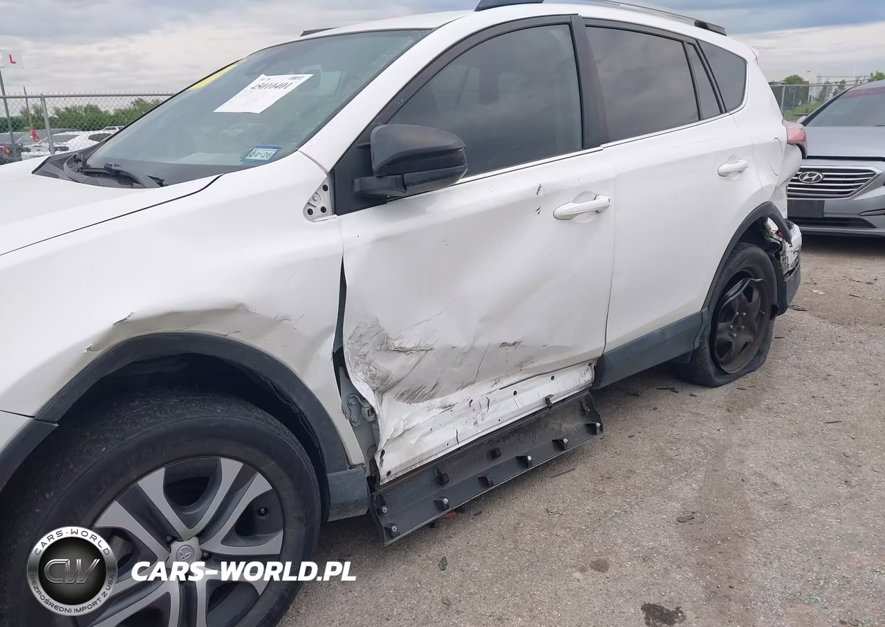 2018 Toyota Rav4 Le VIN:2T3ZFREV5JW440727 - 6