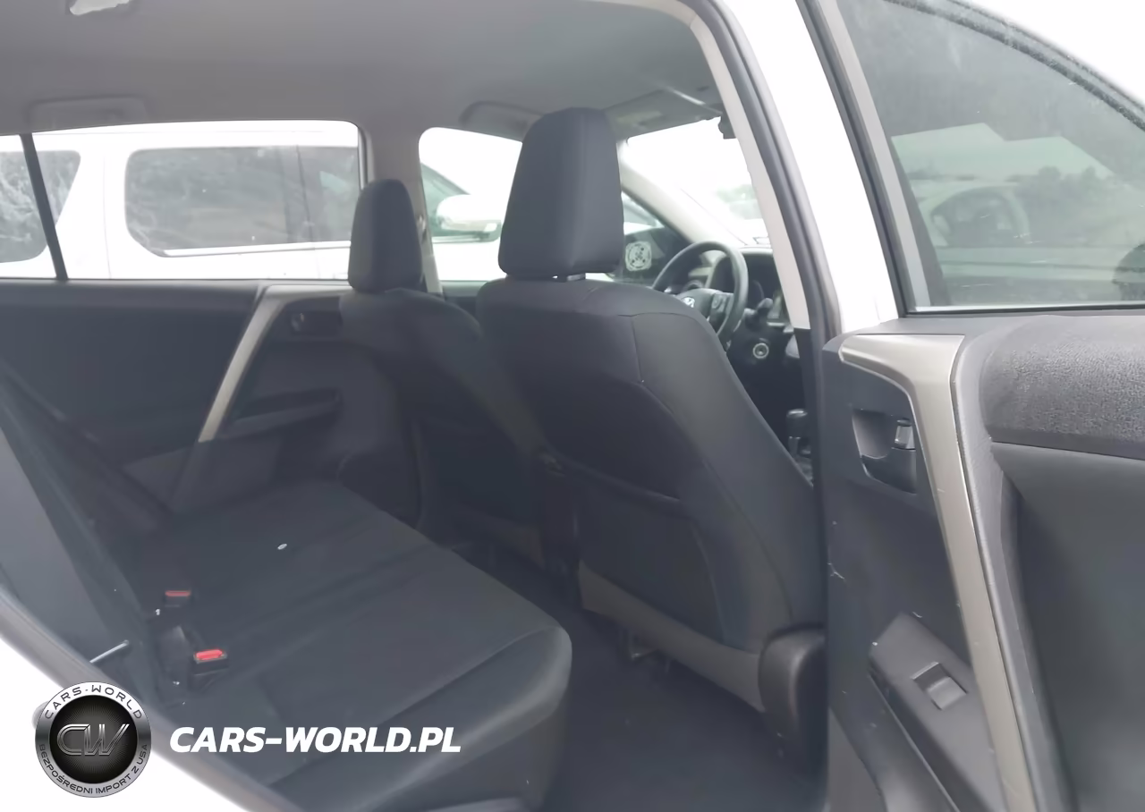 2018 Toyota Rav4 Le VIN:2T3ZFREV5JW440727 - 8
