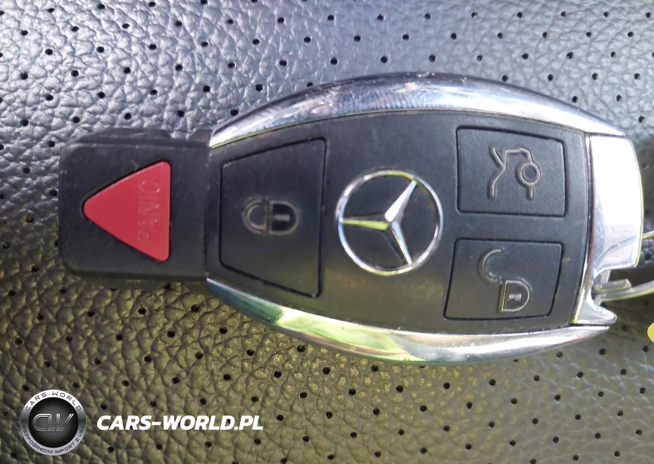 2017 Mercedes-Benz C 300 4Matic VIN:WDDWF4KB9HR241213 - 11
