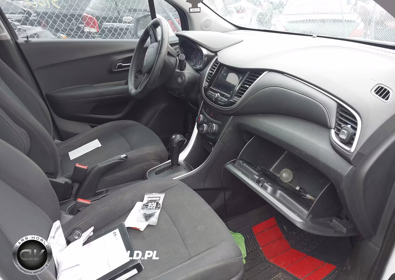 2019 Chevrolet Trax Ls VIN:3GNCJKSB4KL135466 - 5