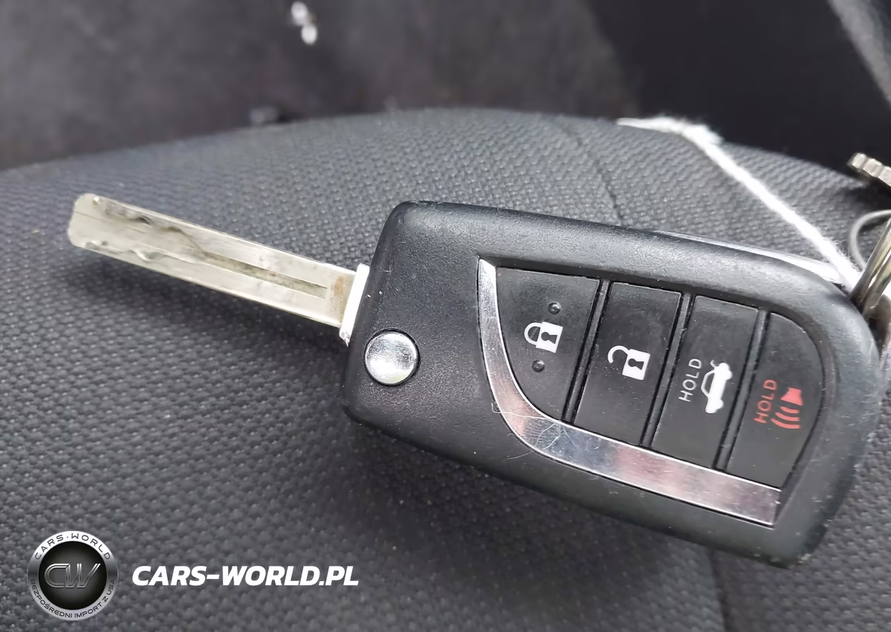 2021 Toyota Corolla Le VIN:JTDEPMAE6MJ157230 - 11