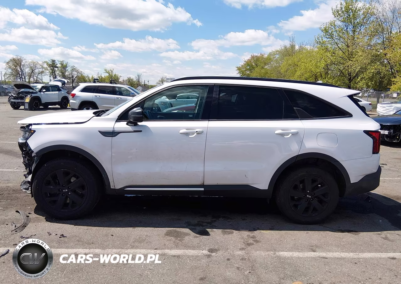 2021 Kia Sorento S VIN:5XYRLDLC6MG002198 - 14