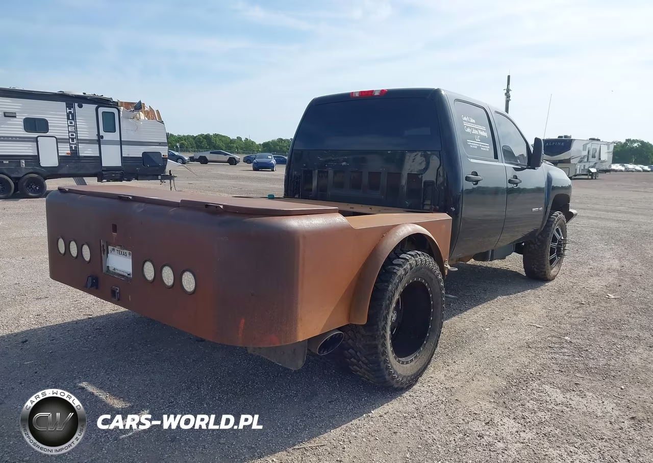 2011 Chevrolet Silverado 2500Hd Lt VIN:1GC1KXC84BF118254 - 4