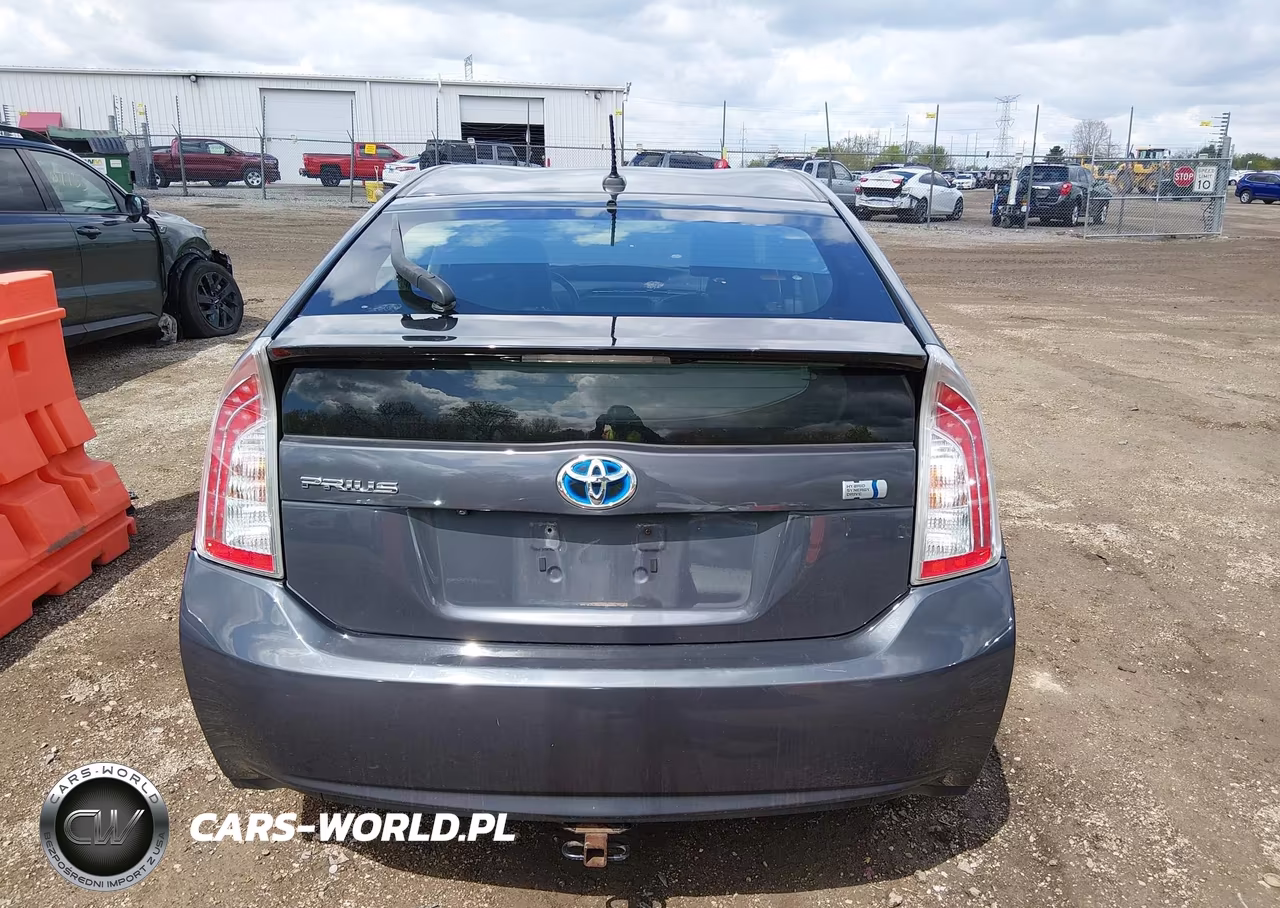 2013 Toyota Prius Four VIN:JTDKN3DU6D5670444 - 16