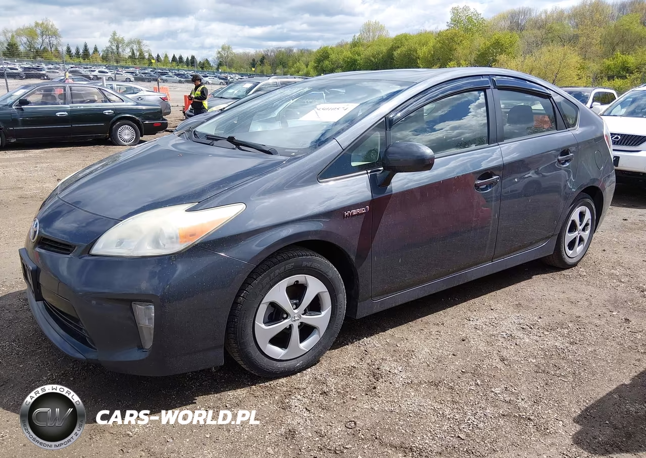 2013 Toyota Prius Four VIN:JTDKN3DU6D5670444 - 2