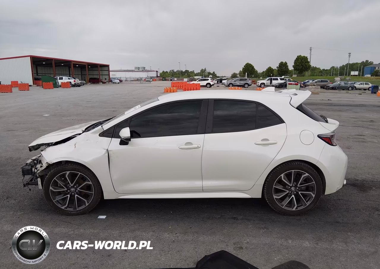 2020 Toyota Corolla Xse VIN:JTNA4RBE6L3090727 - 15