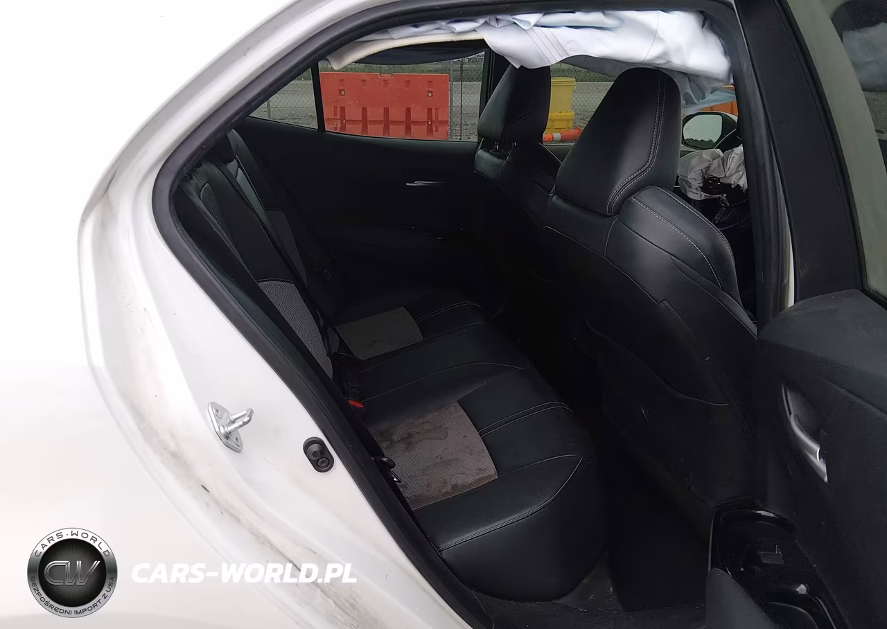 2020 Toyota Corolla Xse VIN:JTNA4RBE6L3090727 - 8