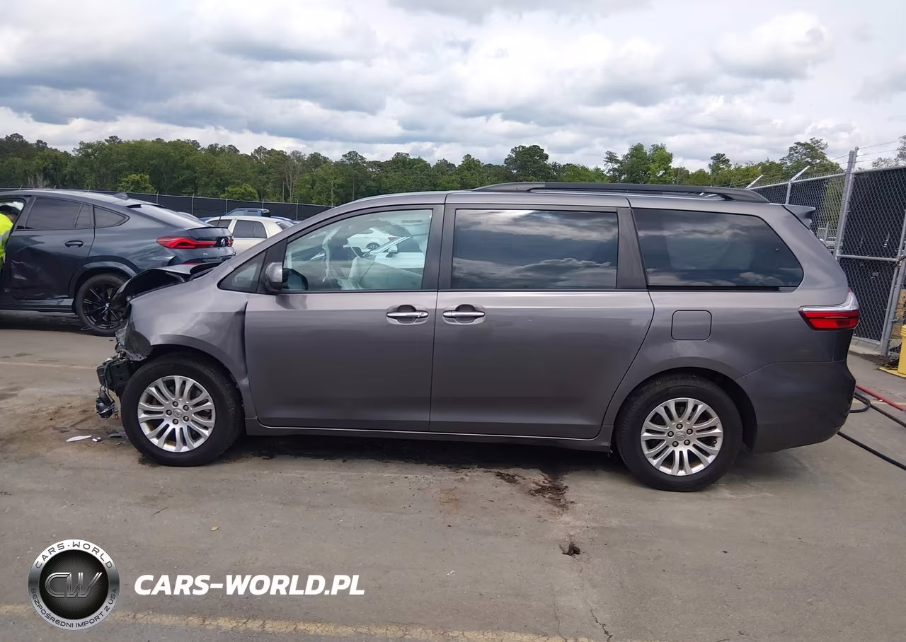 2017 Toyota Sienna Xle 8 Passenger VIN:5TDYZ3DC8HS815585 - 15