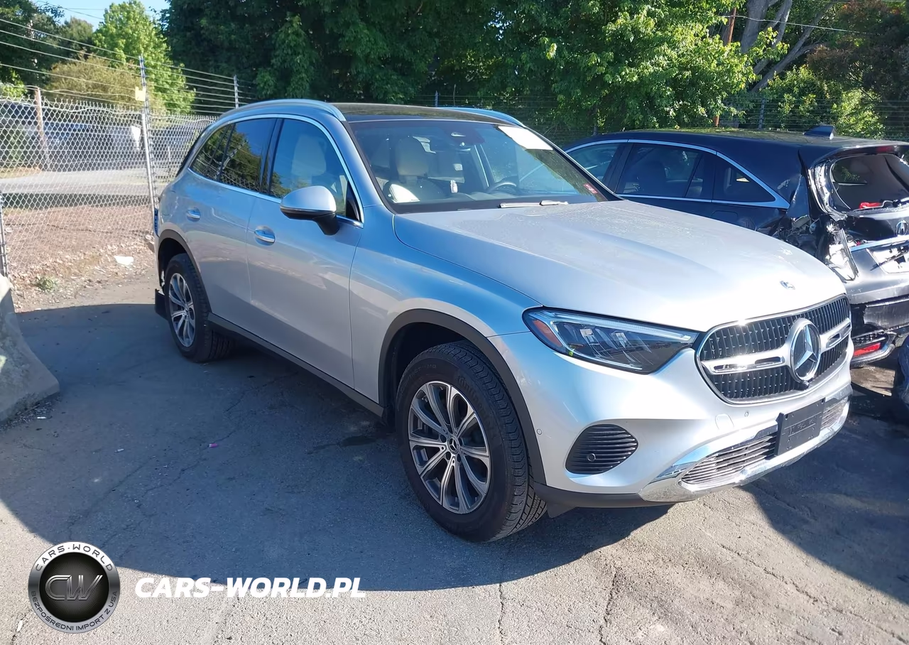 2024 Mercedes-Benz Glc 300 4Matic Suv – zdjęcie 1 z 16