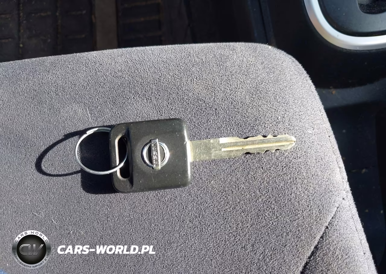 2007 Nissan Versa 1.8S VIN:3N1BC13E37L417206 - 11