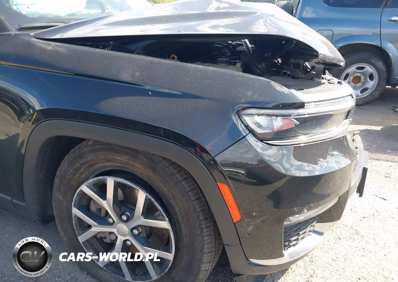 2025 Jeep Grand Cherokee L Limited 4X4 VIN:1C4RJKBGXS8683775 - 19