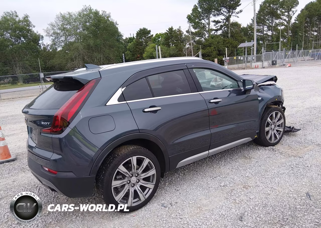 2019 Cadillac Xt4 Premium Luxury VIN:1GYFZDR4XKF134666 - 4