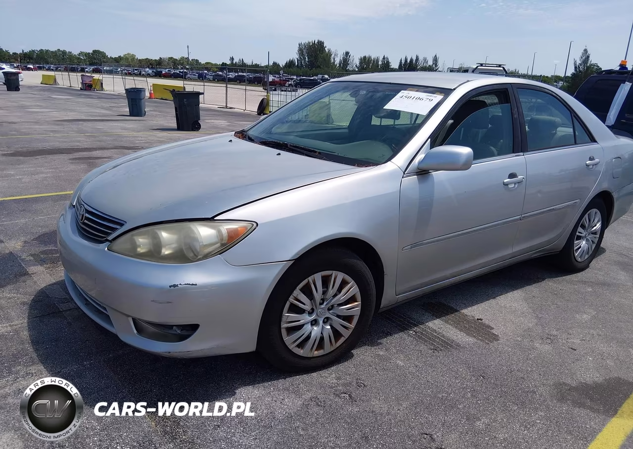 2005 Toyota Camry Xle VIN:4T1BE32K25U951712 - 2