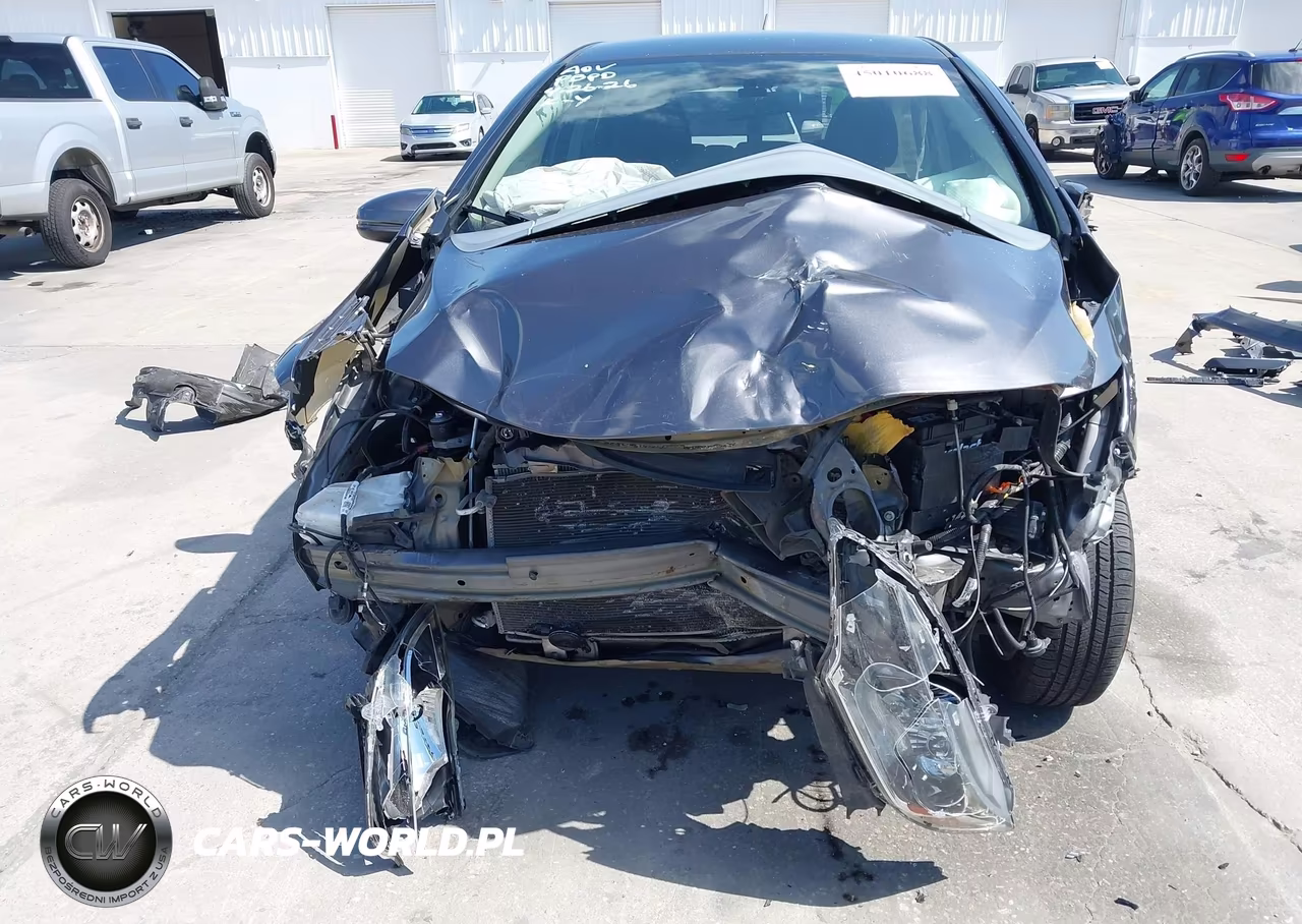 2018 Honda Fit Lx VIN:3HGGK5G41JM719935 - 13