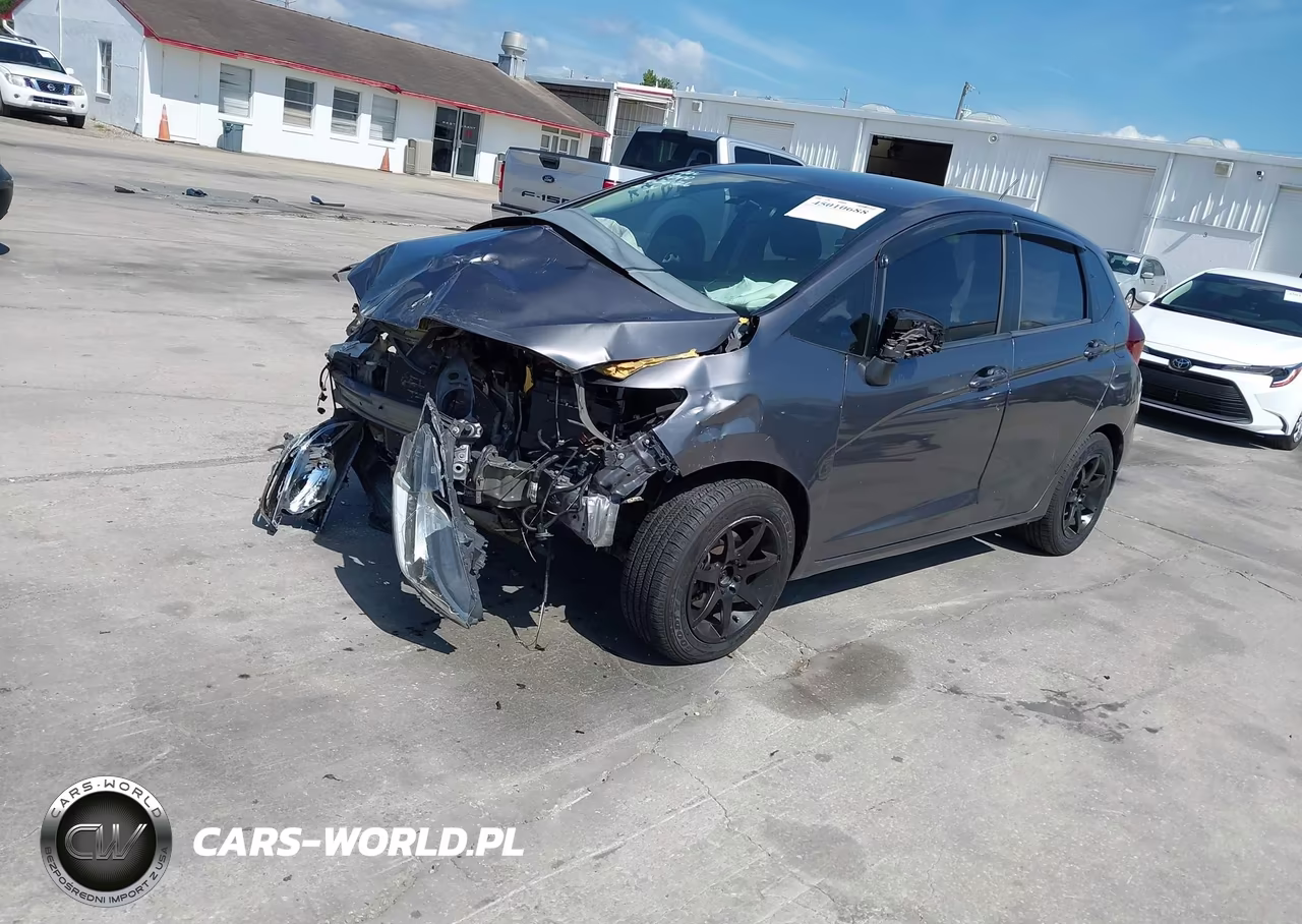 2018 Honda Fit Lx VIN:3HGGK5G41JM719935 - 2