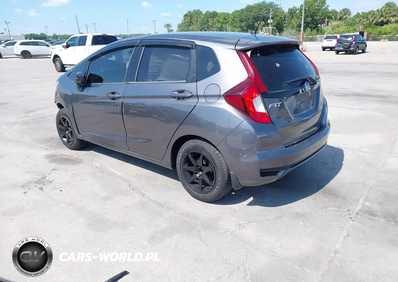 2018 Honda Fit Lx VIN:3HGGK5G41JM719935 - 3