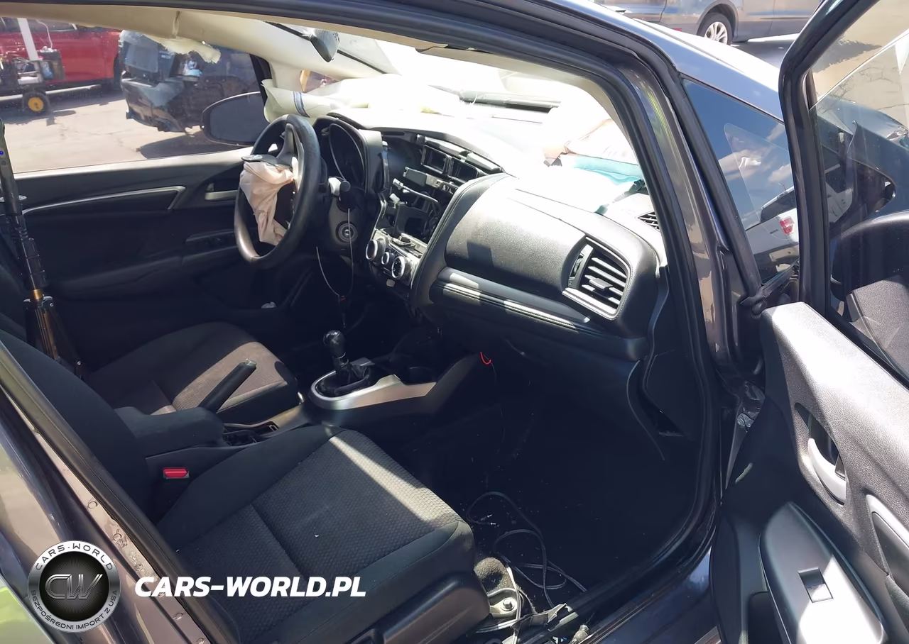 2018 Honda Fit Lx VIN:3HGGK5G41JM719935 - 5