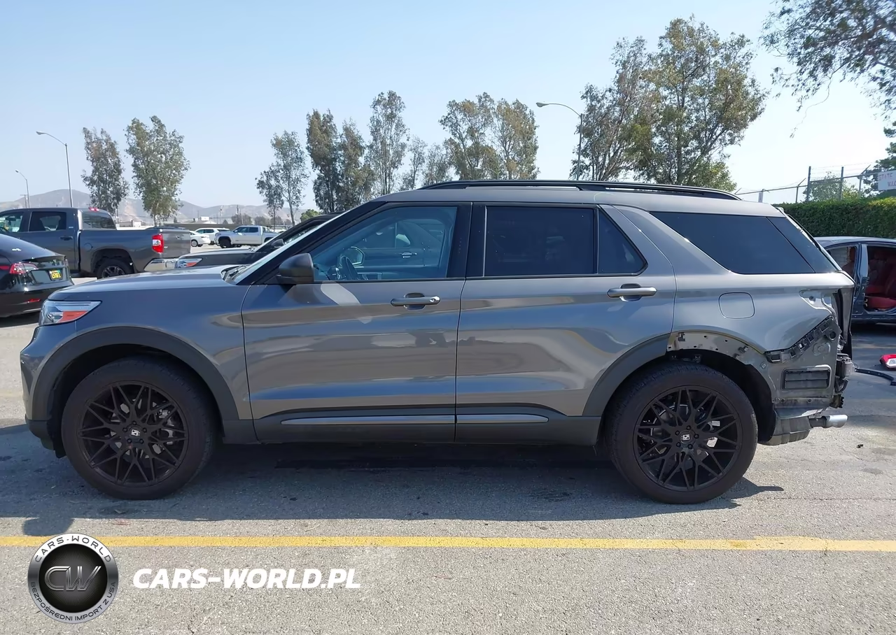 2021 Ford Explorer Xlt VIN:1FMSK7DH6MGA05739 - 15