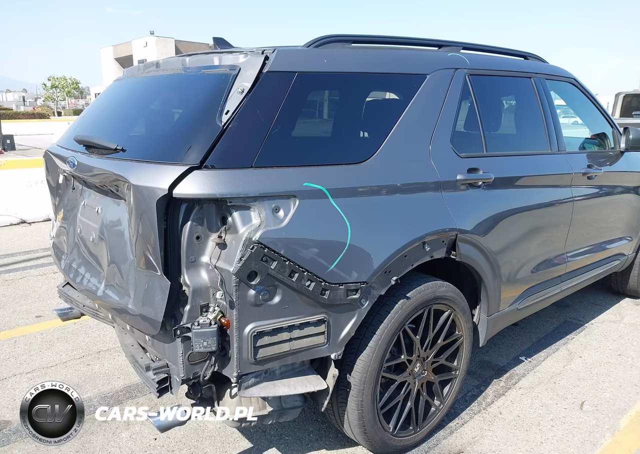 2021 Ford Explorer Xlt VIN:1FMSK7DH6MGA05739 - 18